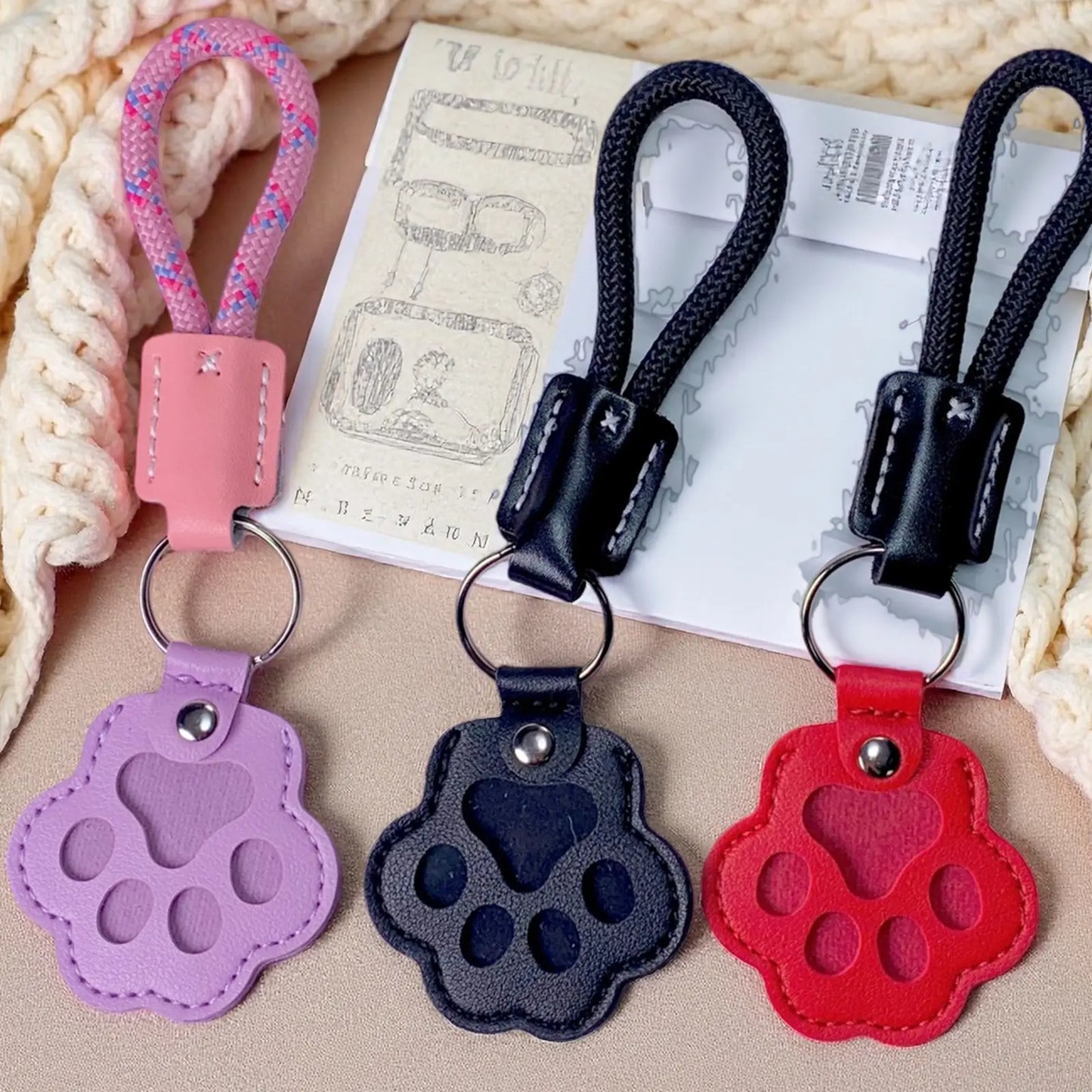 Pet Fur Memorial Keychain Keepsake for Dogs & Cats